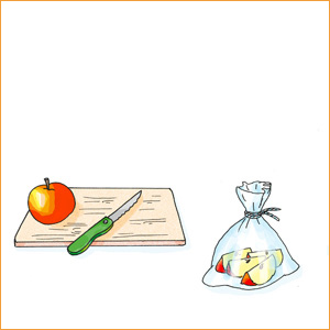 Ein Apfel auf einem Schneidebrett und einem grünen Messer, sowie Apfelstücke in einem Plastikbeutel